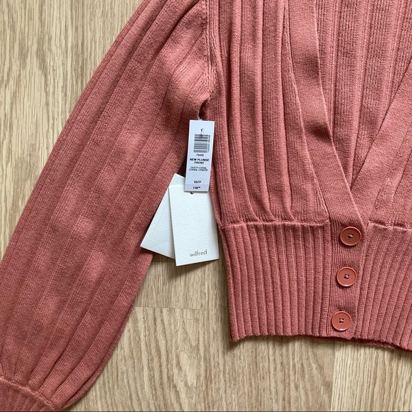 [Sold off app] Wilfred Plunge Front Cardigan - Picture 2 of 7